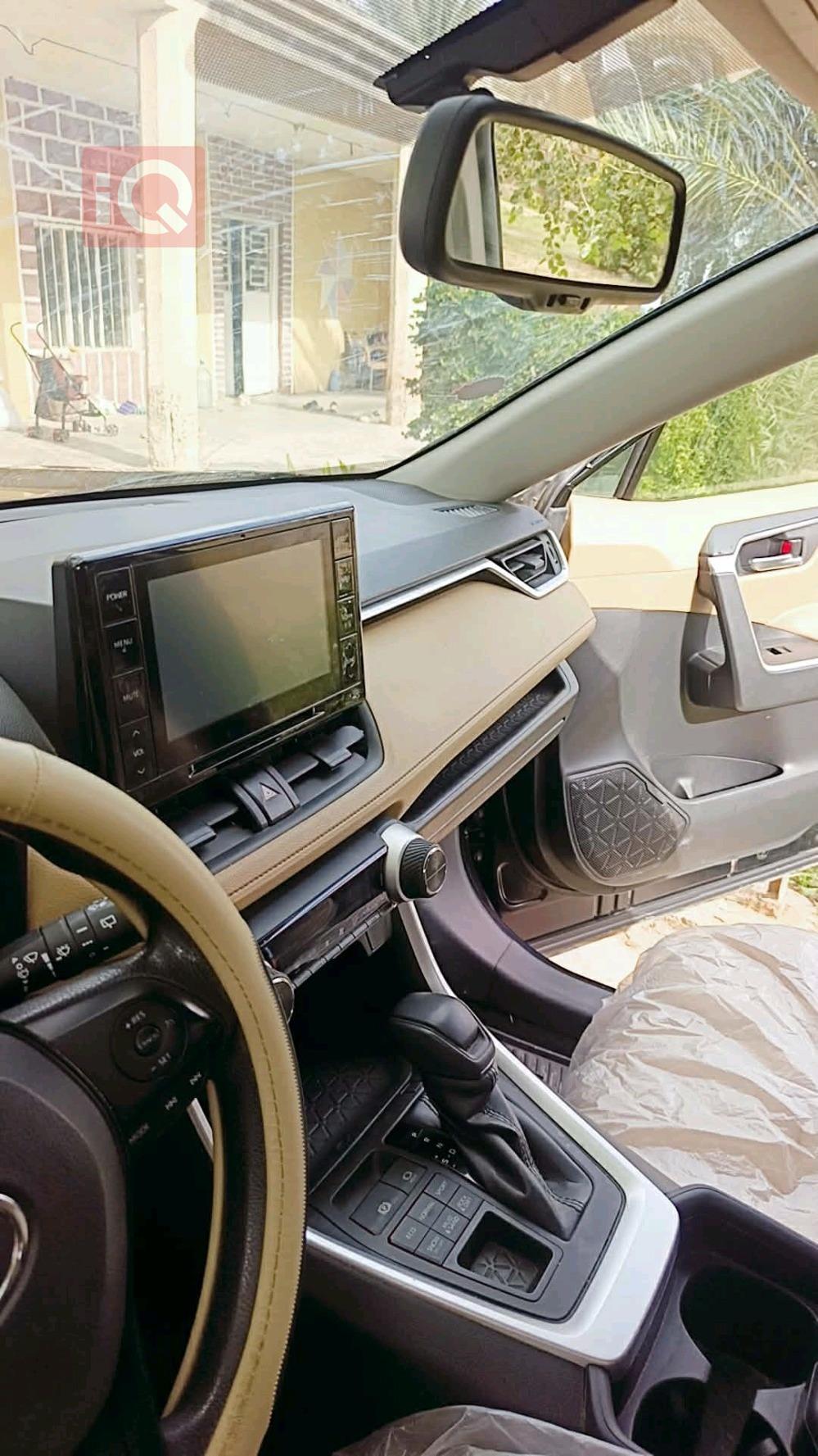 تويوتا راف 4